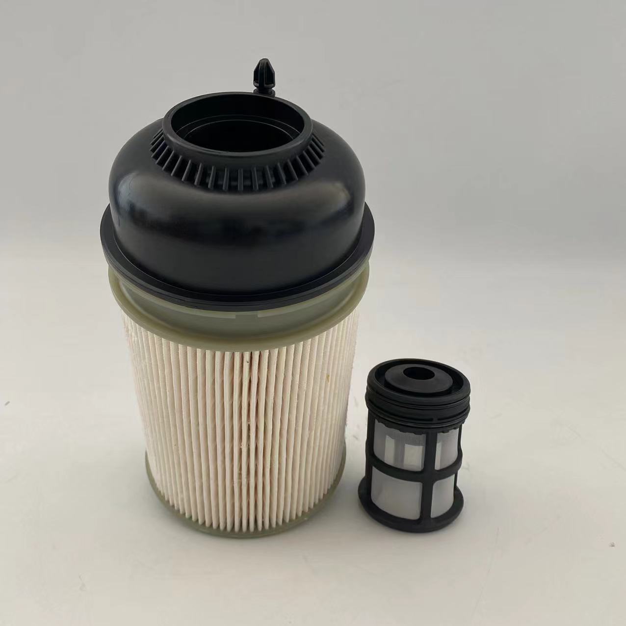 Fuel filter L5104F/P551063/A4720900451/A4720900461 yemercedes benz